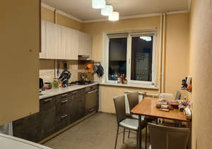 3-к квартира, вторичка, 63м2, 9/10 этаж