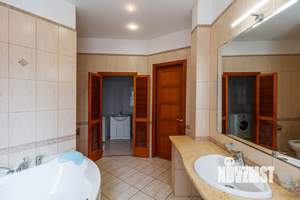 5-к квартира, вторичка, 211м2, 2/6 этаж