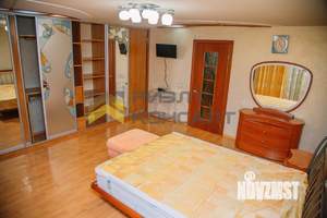 4-к квартира, вторичка, 72м2, 9/9 этаж