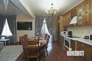 2-к квартира, вторичка, 90м2, 5/5 этаж