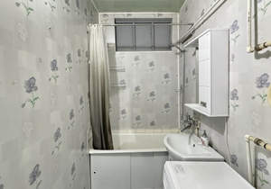 4-к квартира, вторичка, 87м2, 2/4 этаж