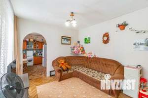 3-к квартира, вторичка, 52м2, 1/2 этаж