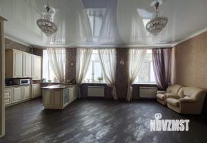 3-к квартира, вторичка, 139м2, 1/4 этаж