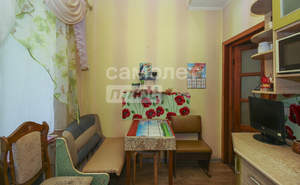 2-к квартира, вторичка, 57м2, 1/3 этаж