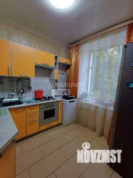 3-к квартира, вторичка, 64м2, 1/4 этаж