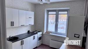 2-к квартира, вторичка, 52м2, 1/10 этаж