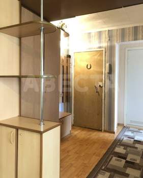 3-к квартира, вторичка, 54м2, 5/5 этаж