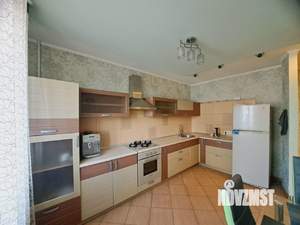 3-к квартира, вторичка, 80м2, 8/10 этаж
