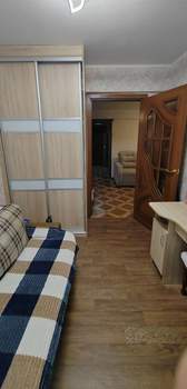 3-к квартира, вторичка, 58м2, 3/5 этаж