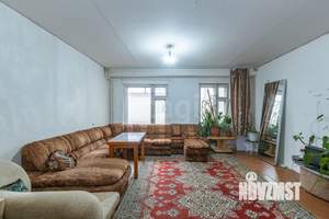 3-к квартира, вторичка, 104м2, 2/3 этаж