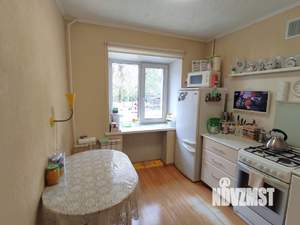 2-к квартира, вторичка, 42м2, 1/5 этаж