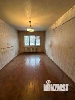 3-к квартира, вторичка, 64м2, 1/5 этаж