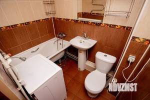 2-к квартира, вторичка, 42м2, 3/5 этаж