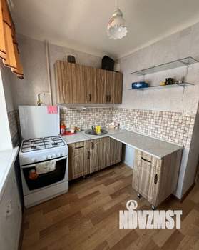 3-к квартира, вторичка, 58м2, 3/5 этаж