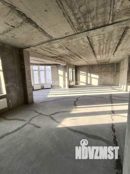 3-к квартира, вторичка, 104м2, 6/7 этаж