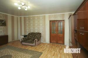 3-к квартира, вторичка, 71м2, 1/3 этаж