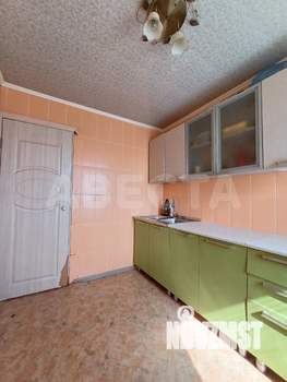 3-к квартира, вторичка, 61м2, 9/9 этаж