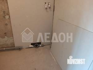 Студия квартира, вторичка, 42м2, 3/9 этаж