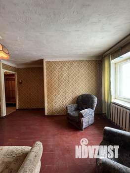 2-к квартира, вторичка, 42м2, 1/5 этаж