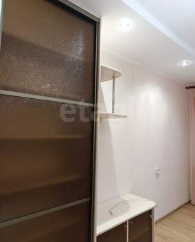 3-к квартира, вторичка, 69м2, 1/6 этаж