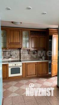 4-к квартира, вторичка, 110м2, 7/8 этаж