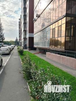 2-к квартира, вторичка, 61м2, 1/9 этаж