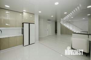 2-к квартира, вторичка, 131м2, 16/16 этаж