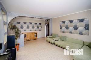 3-к квартира, вторичка, 70м2, 10/12 этаж