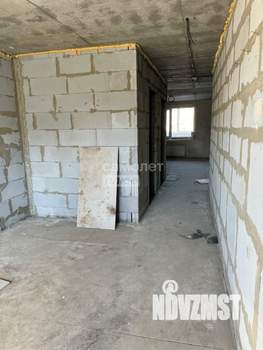 2-к квартира, вторичка, 58м2, 1/10 этаж