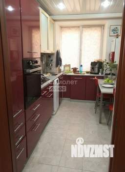 3-к квартира, вторичка, 58м2, 8/10 этаж