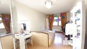 4-к квартира, вторичка, 100м2, 5/10 этаж