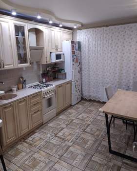 3-к квартира, вторичка, 63м2, 1/9 этаж