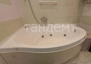 2-к квартира, вторичка, 73м2, 1/9 этаж