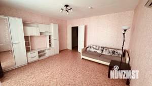 2-к квартира, вторичка, 52м2, 1/10 этаж