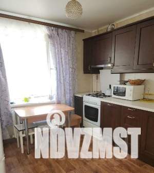 2-к квартира, вторичка, 51м2, 1/5 этаж
