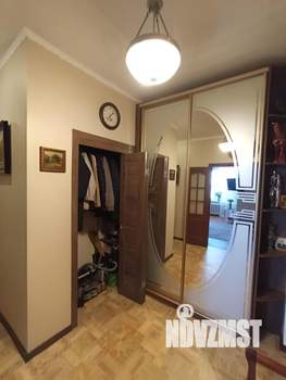 2-к квартира, вторичка, 55м2, 3/5 этаж