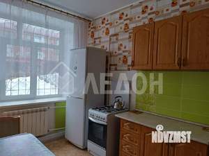 2-к квартира, вторичка, 55м2, 1/1 этаж