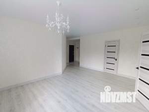 3-к квартира, вторичка, 60м2, 1/9 этаж