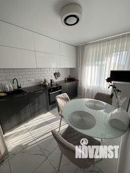 3-к квартира, вторичка, 76м2, 8/9 этаж