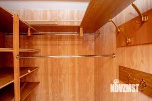 2-к квартира, вторичка, 42м2, 3/5 этаж