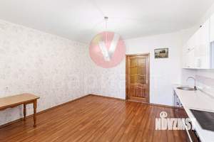 3-к квартира, вторичка, 100м2, 3/5 этаж