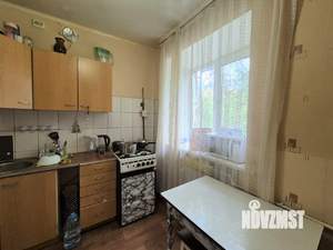 2-к квартира, вторичка, 45м2, 1/4 этаж
