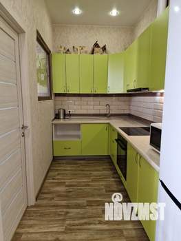 2-к квартира, вторичка, 63м2, 10/17 этаж