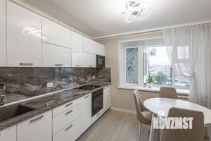 2-к квартира, вторичка, 61м2, 5/13 этаж