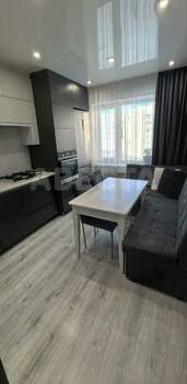 3-к квартира, вторичка, 63м2, 8/10 этаж