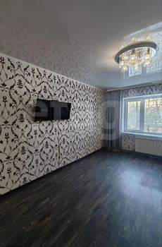 3-к квартира, вторичка, 63м2, 1/9 этаж