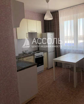 Студия квартира, вторичка, 33м2, 10/10 этаж