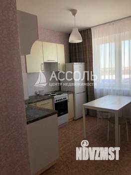 Студия квартира, вторичка, 33м2, 10/10 этаж