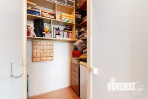 3-к квартира, вторичка, 56м2, 5/5 этаж