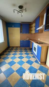 3-к квартира, вторичка, 80м2, 1/10 этаж